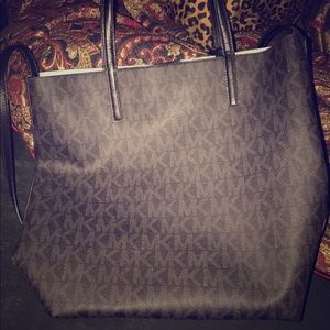 Michael Kors Logo Tote